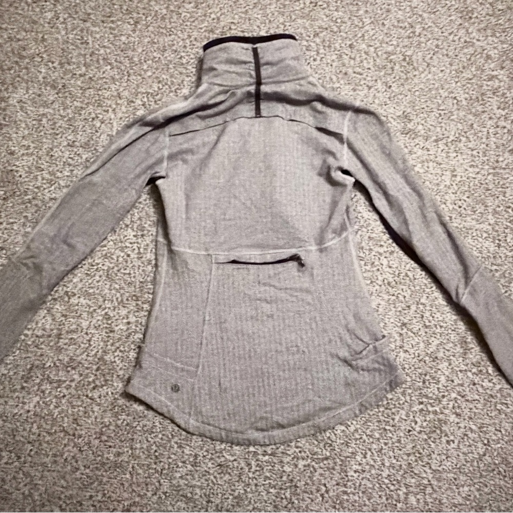 Lululemon Base Run 1/2 Zip - Picture 5 of 6